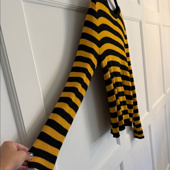 Forever 21 Black and Yellow Striped Knit Top - Picture 5 of 8